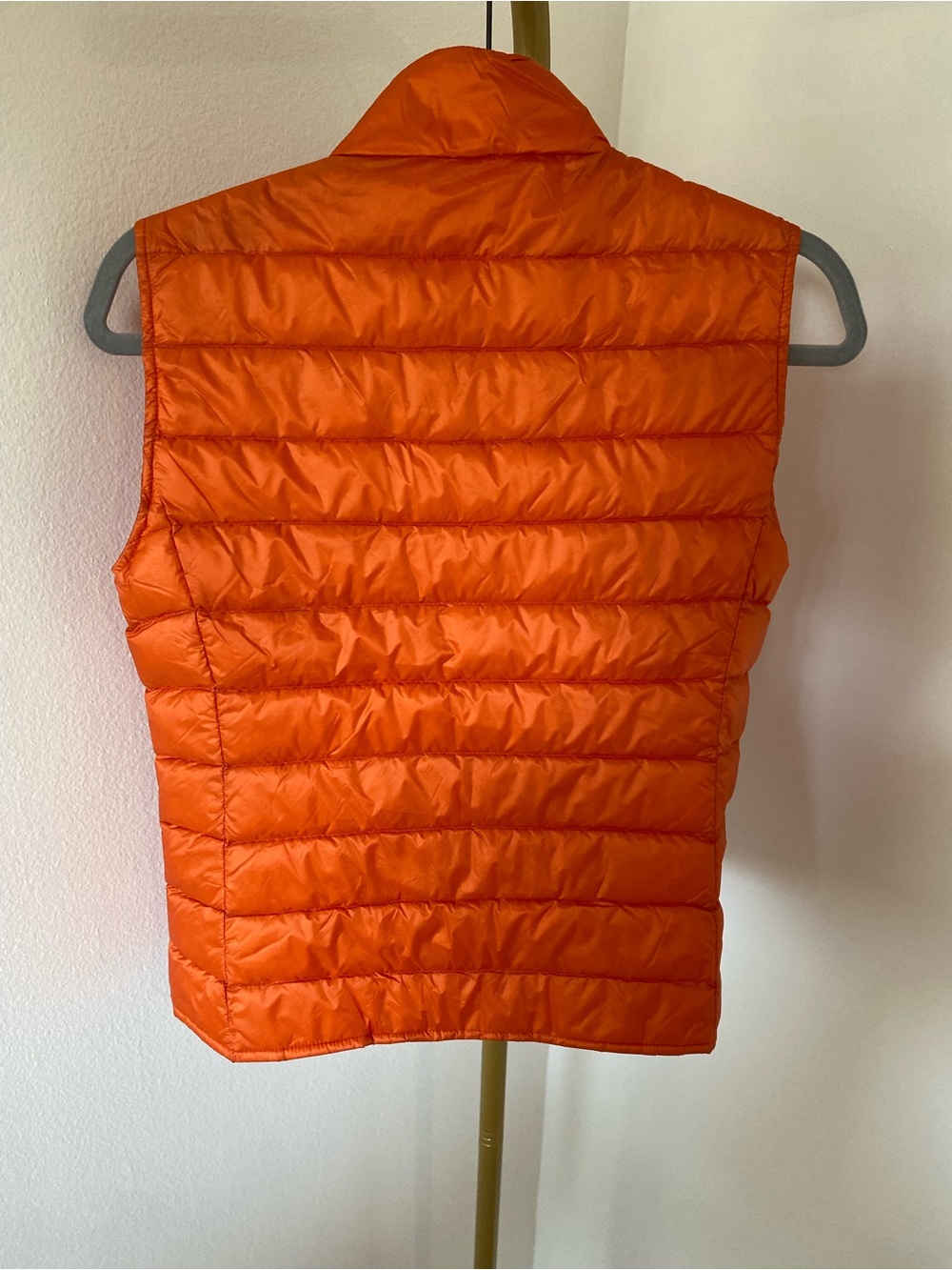 Moncler Longue Saison Orange Down Puffer Vest - Picture 4 of 11